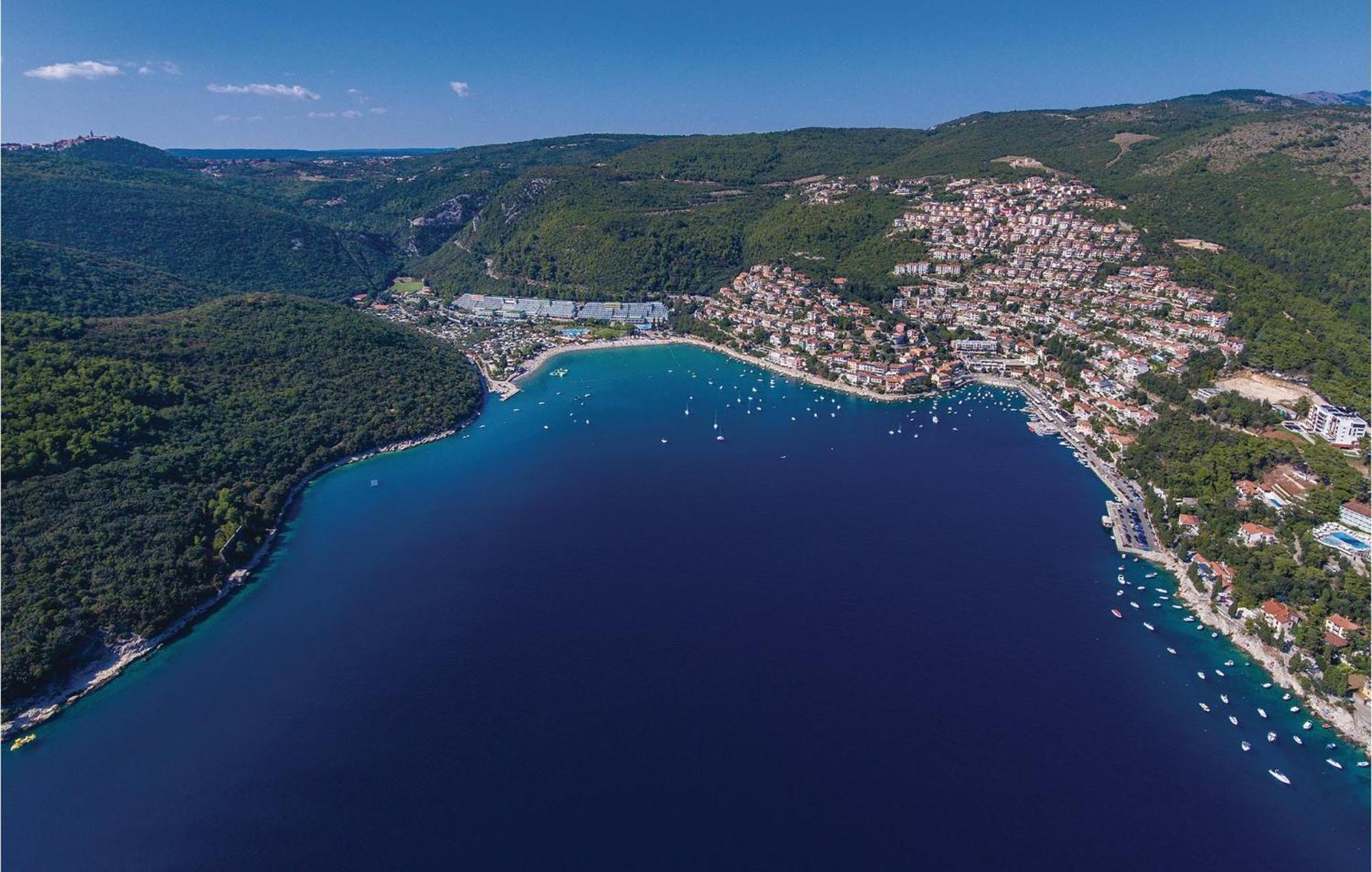Amazing Apartment In Rabac With Wifi Raša Exterior foto