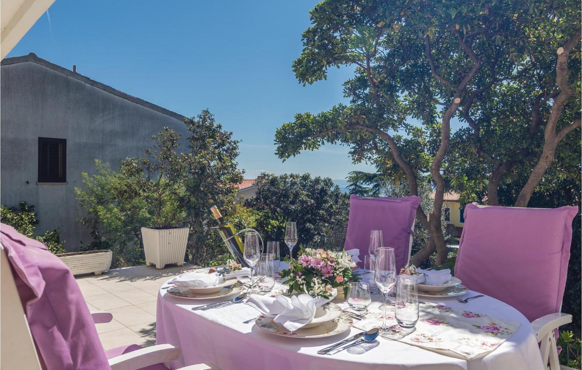 Amazing Apartment In Rabac With Wifi Raša Exterior foto