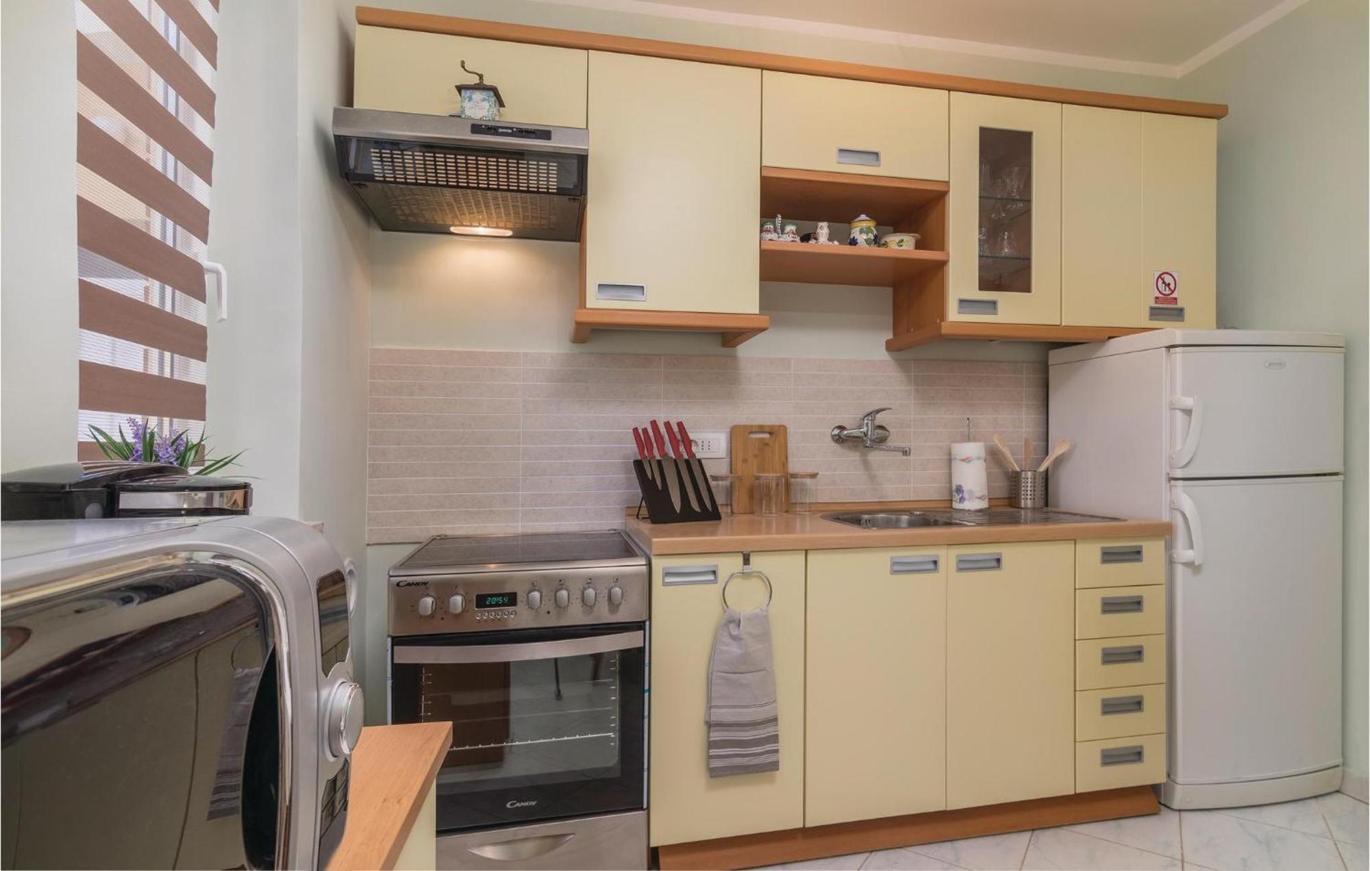 Amazing Apartment In Rabac With Wifi Raša Exterior foto