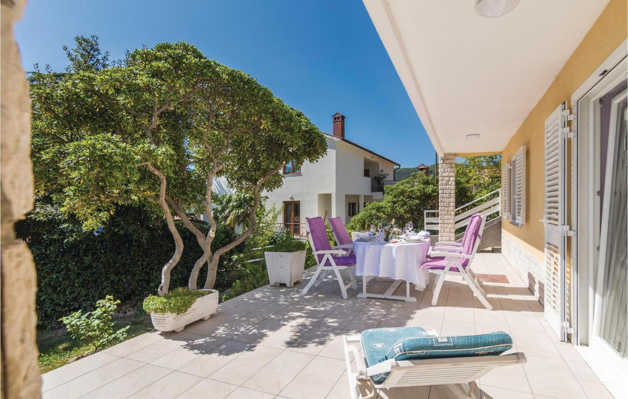 Amazing Apartment In Rabac With Wifi Raša Exterior foto
