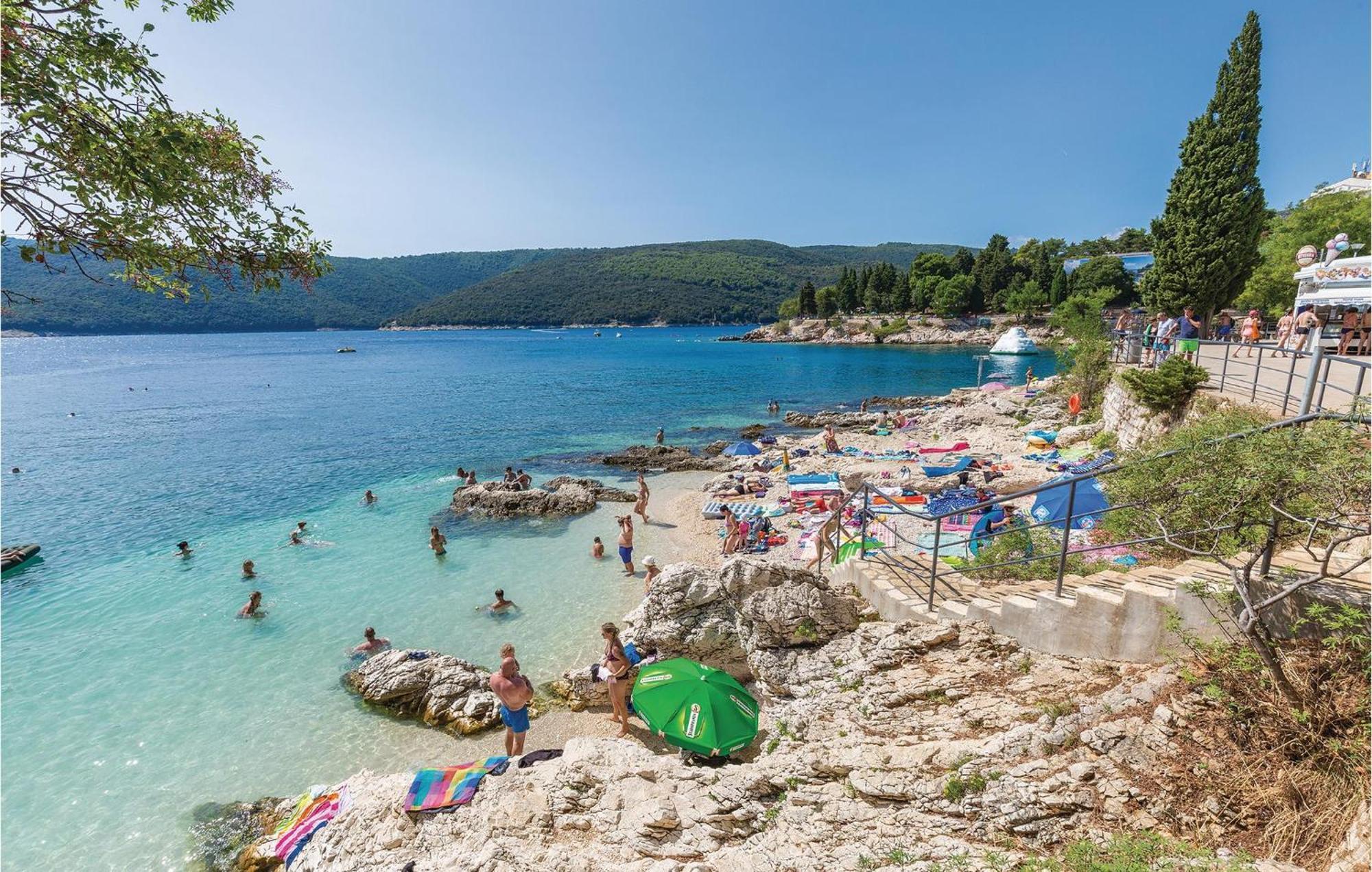Amazing Apartment In Rabac With Wifi Raša Exterior foto