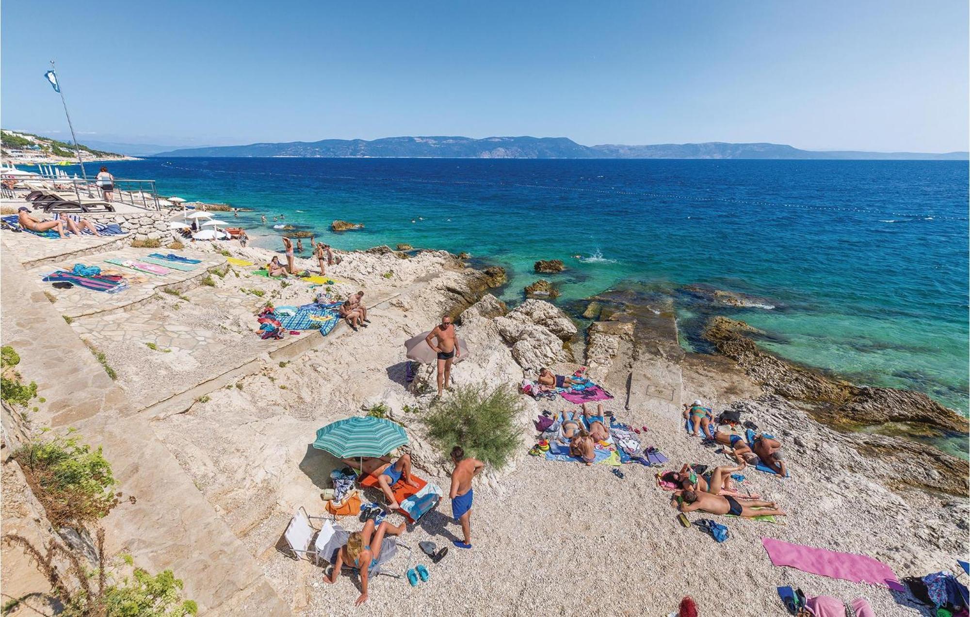 Amazing Apartment In Rabac With Wifi Raša Exterior foto